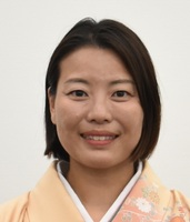 横田麻梨子よこたまりこ