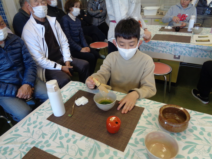 お茶を点てる練習