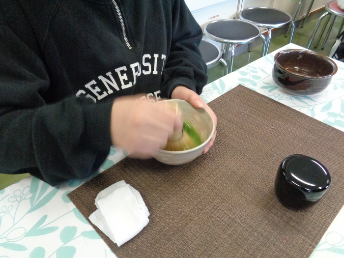 お茶を点てる練習