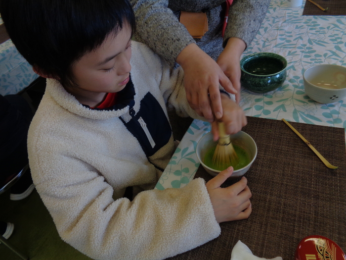 お茶を点てる練習